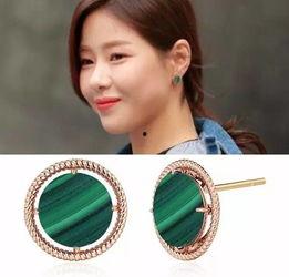 团扇明星同款,明星同款引领时尚潮流