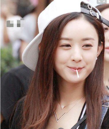 被ab骂哭的女明星,被网络暴力击垮的女明星心路历程