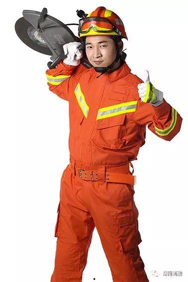 消防明星,守护生命线的火焰战士