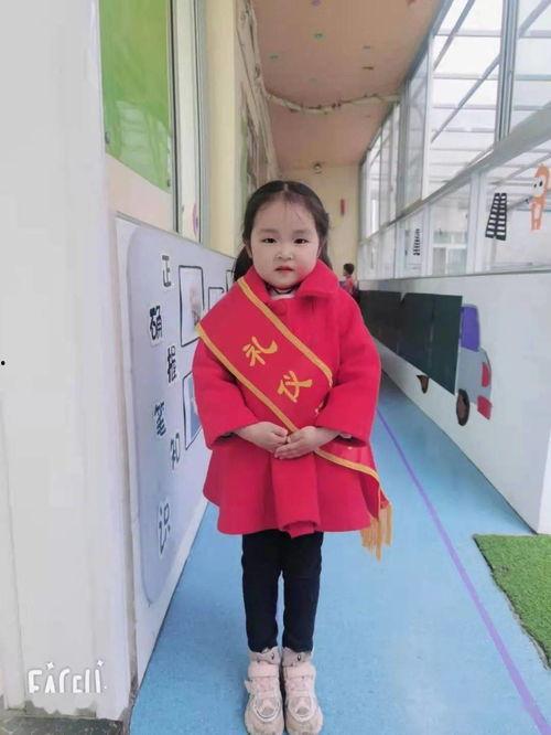 网红邓圆圆,从平凡女孩到网络红人的蜕变之路